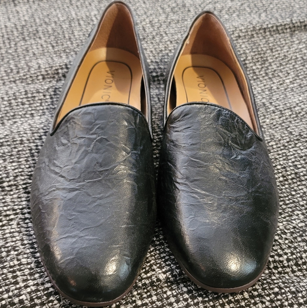 Women's Vionic flats